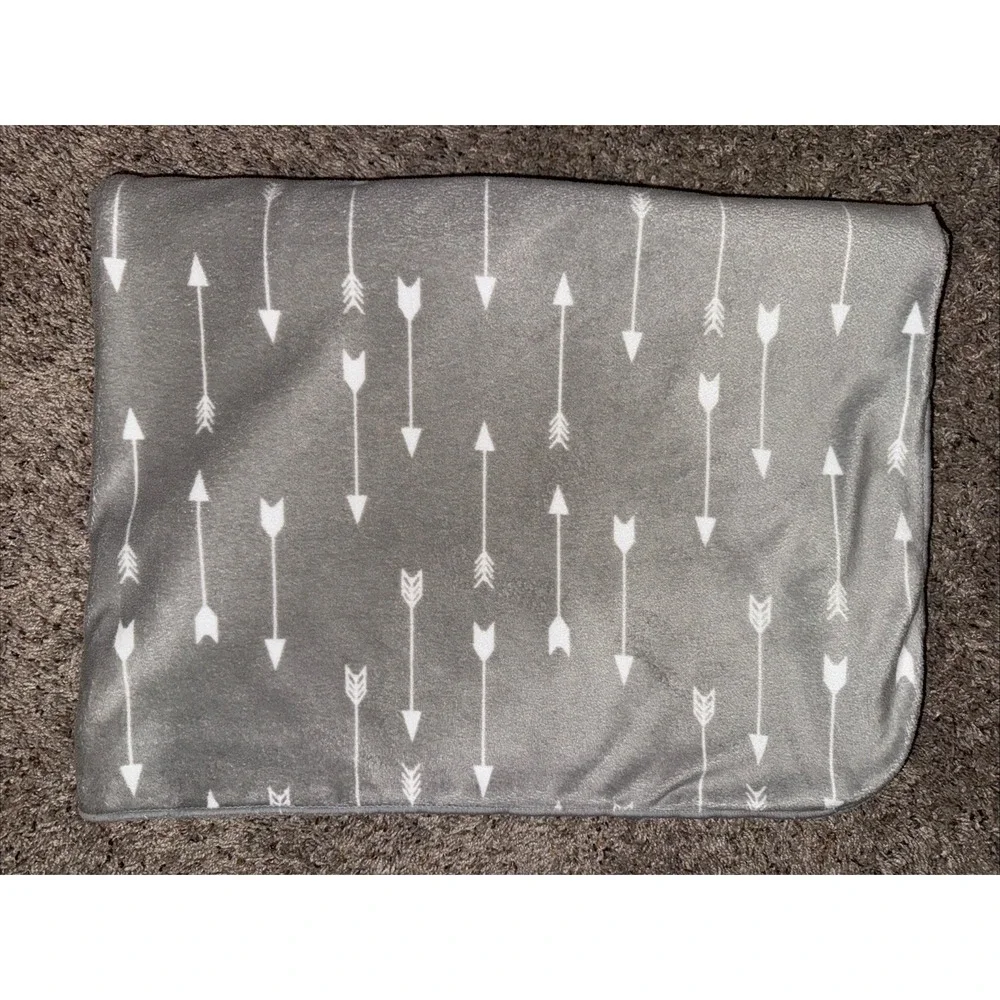 Cloud‎ Island Target Gray White Arrows/Sherpa Baby Blanket